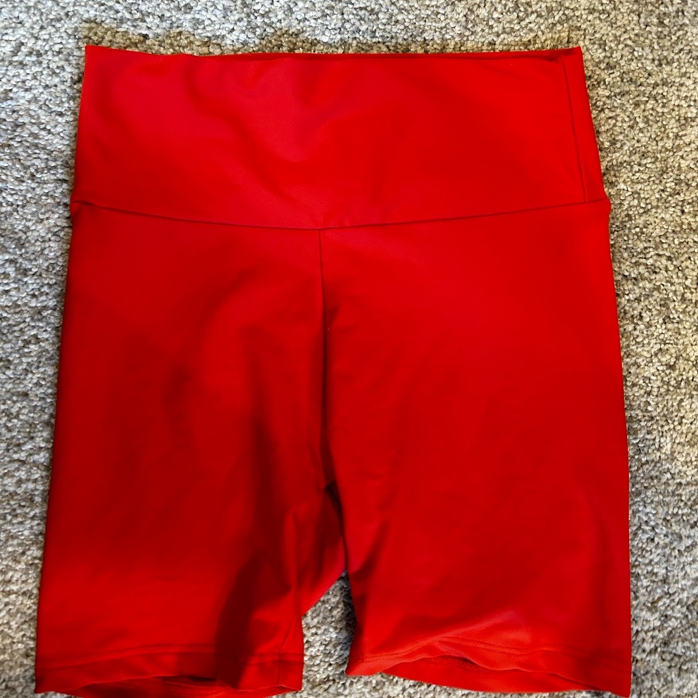Skatie Biker Shorts Size M Coral